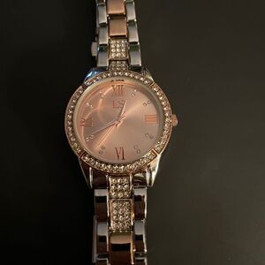 Ladies LS watch. In silver and copper. Excellent condition. Works great.